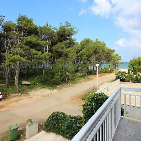 Luxury Beach *